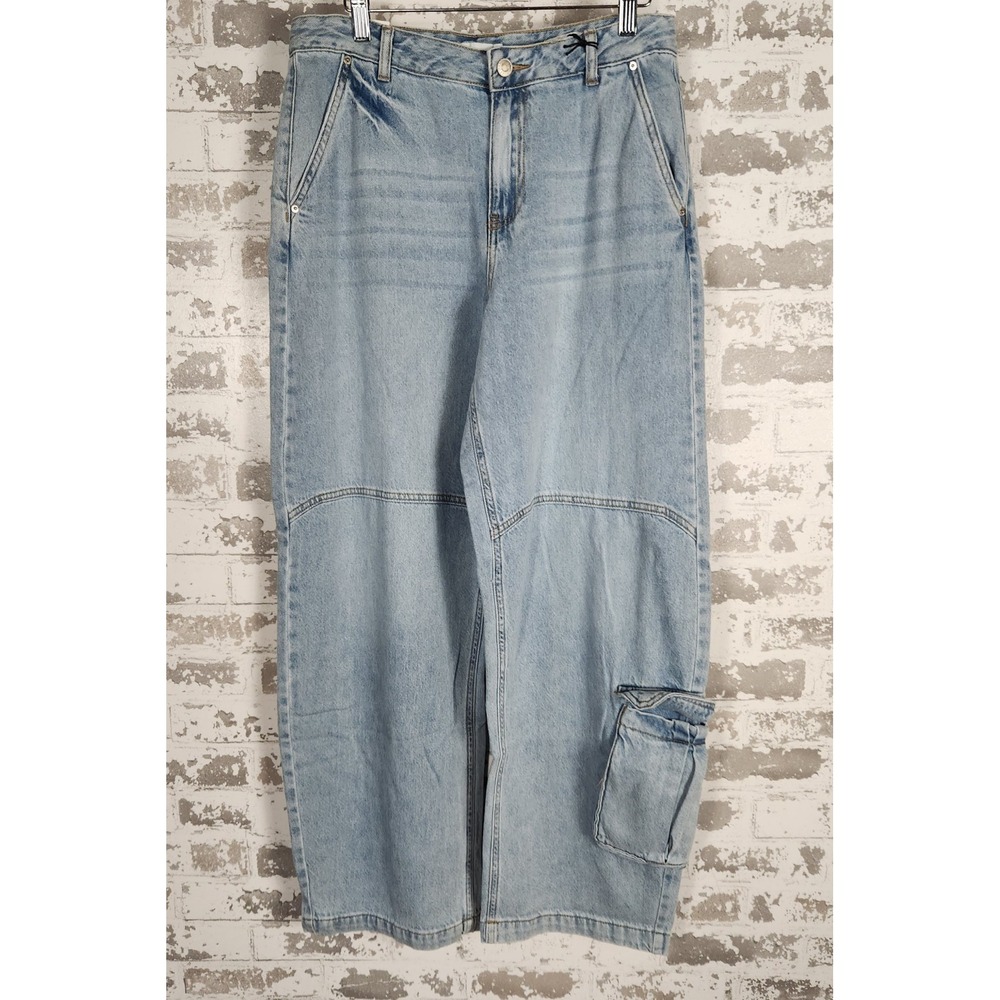 Forever 21‎ Baggy Cargo Jeans Women's Size 28 Light Denim Pockets Wide Leg Y2k